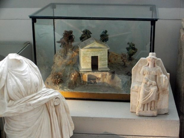 Изложбата "Храма на Кибела" е акцент в програмата за Нощ на музеите в Каварна