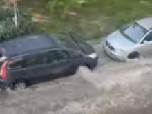 Голямо наводнение: Булевард "Левски" отново е под вода