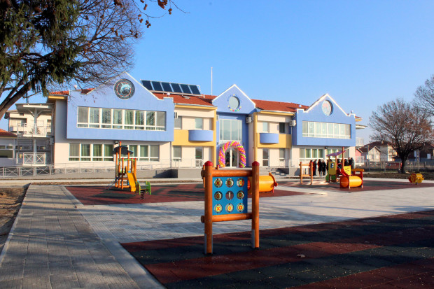 TD 200 пловдивски деца остават извън детските градини след обявяването на