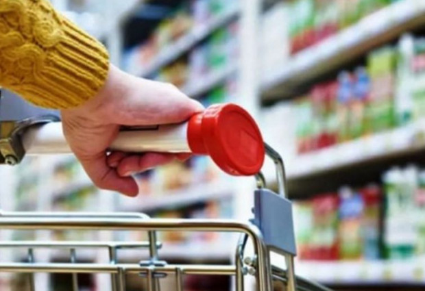 Експерт: Масово ядем замразен вносен хляб, цените на млечните продукти може да се вдигнат