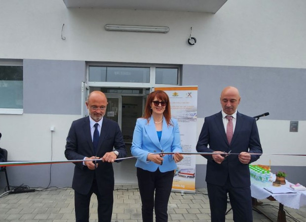 Министър Меджидиев откри новия Филиал на спешна помощ в Созопол