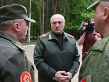 Лукашенко се появи публично за първи път след слуховете за влошеното му здраве