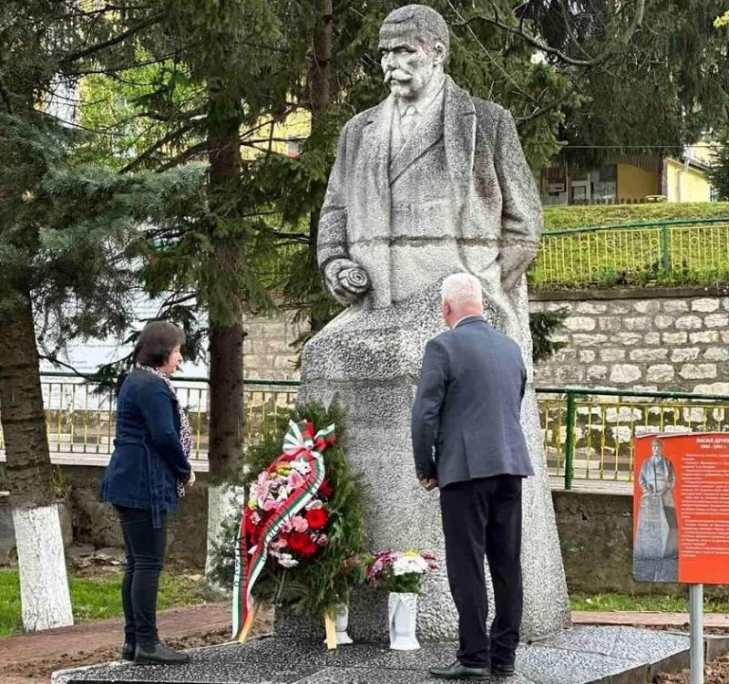 Чепеларе отбеляза 82 години от смъртта на Васил Дечев