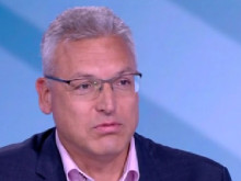 Жаблянов: Нинова преговаряше с Борисов, за да участва в правителство
