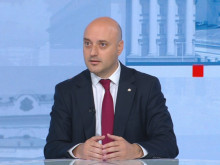 Славов: Смело решение е, когато трябва да събереш подкрепа за правителство, да хвърлиш камък в блатото