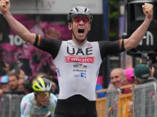 Германец измъкна победата в 11-ия етап на Обиколката на Италия след фотофиниш