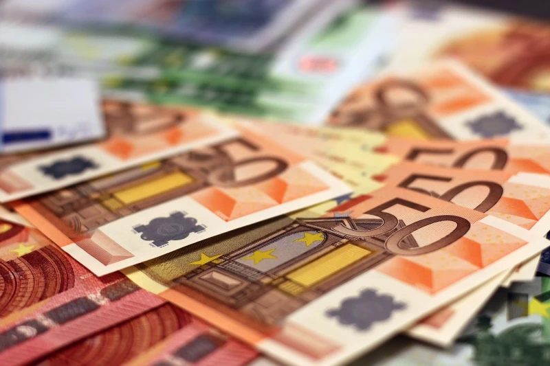 БНБ няма основание да преустанови работа по приемането на еврото