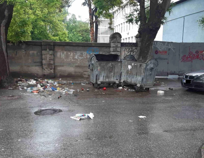 Грозна гледка в центъра на Пловдив, възмущението е огромно