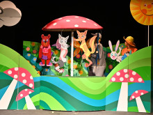 Деца се събират "Под гъбката" в куклен театър "Весел"