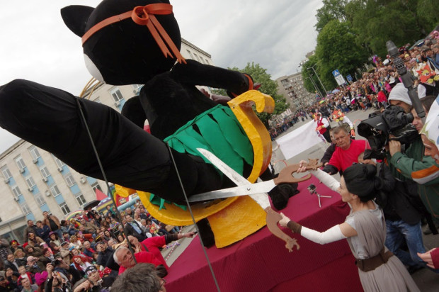 Габровският карнавал всяка година въвлича жителите и гостите на града