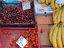 В Овощната градина на България бананите по-евтини от черешите 