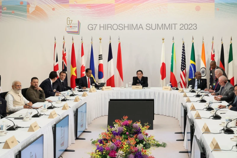Г-7 показа решимост срещу Русия и даде шанс на Зеленски да спечели допълнителна подкрепа