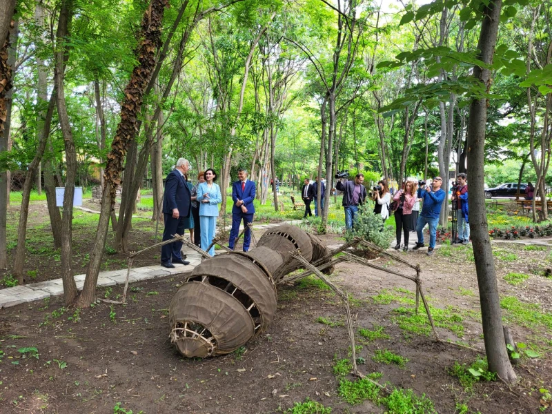 Кметът Здравко Димитров и украинският посланик Олеся Илашчук със съвместна инициатива за бежанците