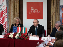 Радев: Австрийските инвестиции в България допринасят за двустранните ни отношения