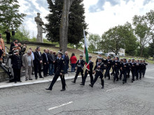 Почетоха паметта на загиналите в изпълнение на служебния си дълг военни моряци