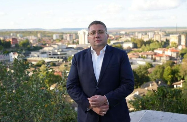 Депутатът от ГЕРБ-СДС Николай Нанков направи коментар относно решението за