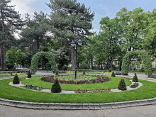 Градската градина в Дупница с нов облик