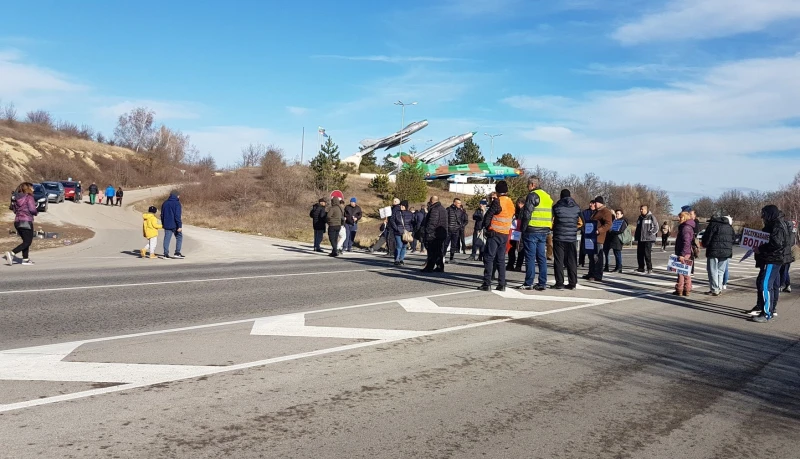 Жителите на Омуртаг на пореден протест заради водната криза в града