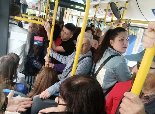 Ужас и бутаница в градския транспорт във Варна днес Това