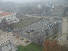 Общината си взе паркинга пред хотел "Тримонциум"