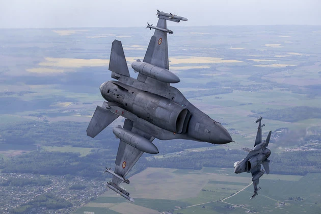 Марк Мили предупреди Украйна: F-16 не са "магическо оръжие", Русия има хиляда изтребителя 4-то поколение