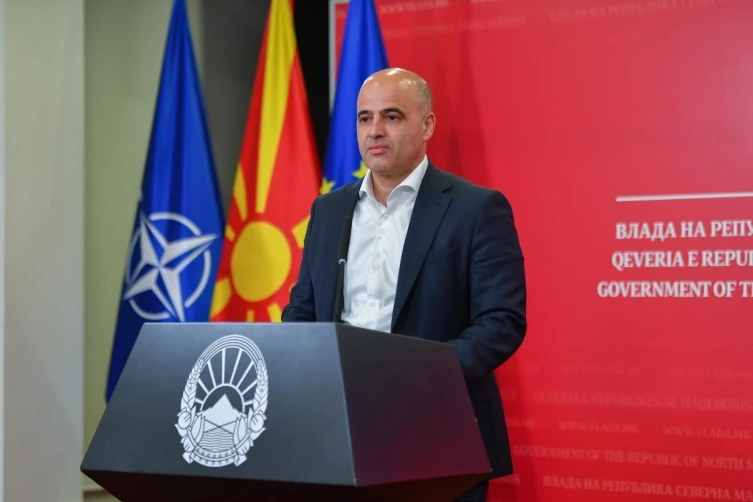 Ковачевски обеща да върне стандарта на македонците от времето на Югославия