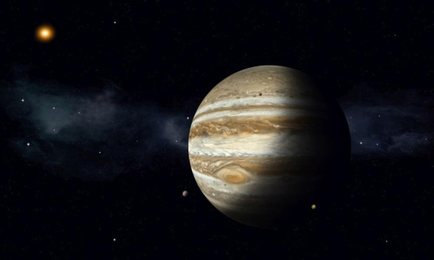 Космически кораб на НАСА документира колко много светкавиците на Юпитер приличат