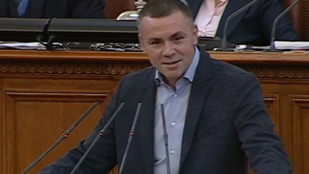 Депутатът от ПП ДБ Христо Петров известен още акто Ицо