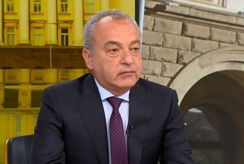 Донев: Не съм броил последните 299 дни, аз и служебният кабинет сме готови да предадем властта