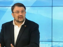 Настимир Ананиев: Радев не би трябвало да дава съвети относно реализирането на мандата