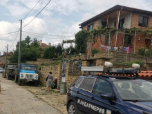 Задържани при мащабна полицейска операция в Сливенско