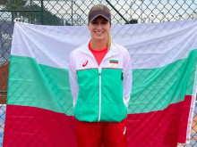 Топалова се класира на осминафинал на тенис турнир в Словения