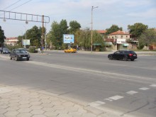 Затварят участък от южното платно на "6-ти септември" от утре