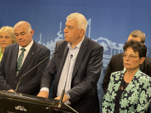 ���: ����� 4 ����. ���� �� ��������� ������ �� �������� �� ���� � �����