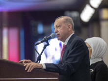 С новия си кабинет Реджеп Ердоган започва "нова ера" в Турция
