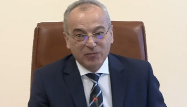 Премиерът Донев ще представи отчет за работата на служебния кабинет