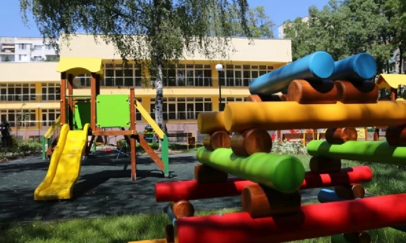 Родители на протест заради липса на места в детските градини в София