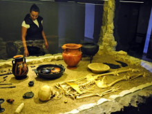 Тракийското съкровище от Големаните показват в Килифарево