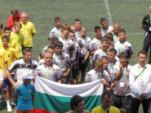 Юношите на Локо стартираха с победа на турнир в Бурса