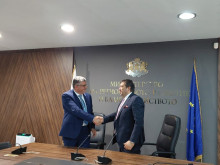 ������ ��� ����� ��������: ������������� �������� ������ �� � �����, � �������������� �� �����������