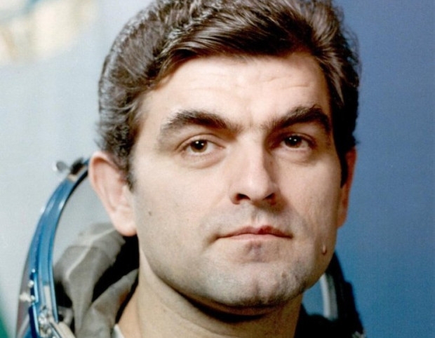 35 години от полета в Космоса на втория български космонавт На