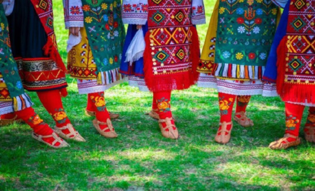 Традиционният събор "Песни и танци от слънчева Добруджа" очаква фолклорни изпълнители от цялата страна