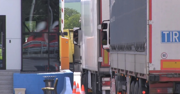TD Изключително засилен трафик на тежкотоварни камиони на изход и вход в България отчитат от Агенция Митници