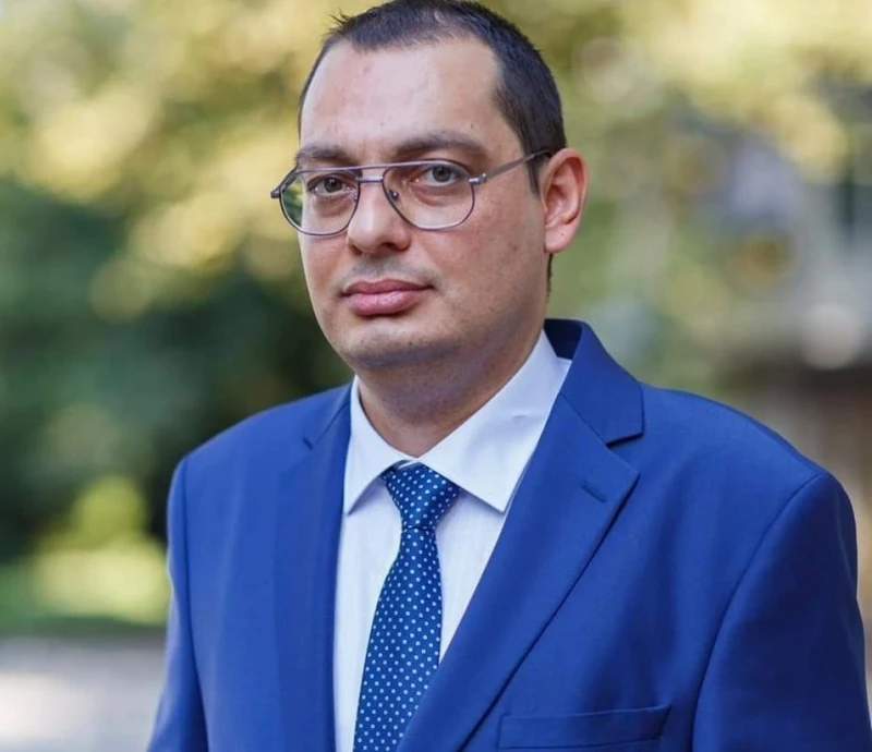 Слави Георгиев за Зико: Случайно попаднал на кметския пост, с персонална вина за провалените проекти