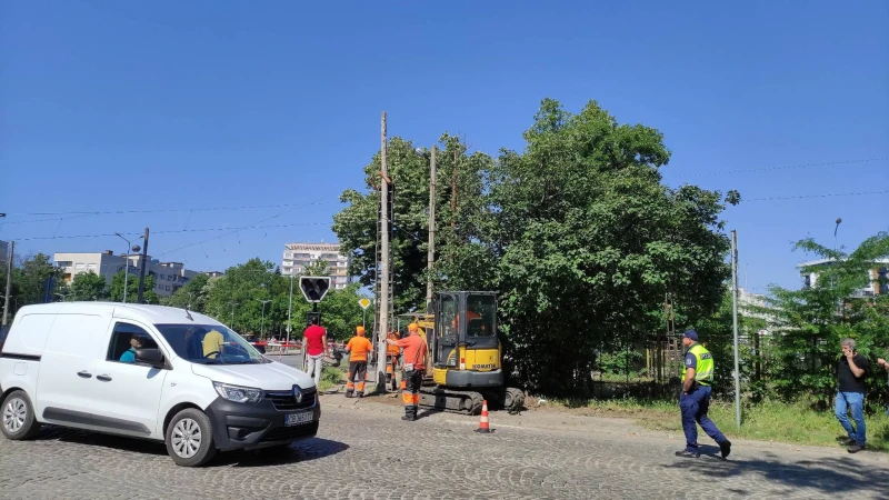 За по-голяма безопасност преместиха стълбове на прелез в Пловдив