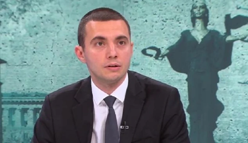 Искрен Арабаджиев, ПП-ДБ: Разговаряхме първо с ДПС за конституционната реформа, защото те имат готов проект
