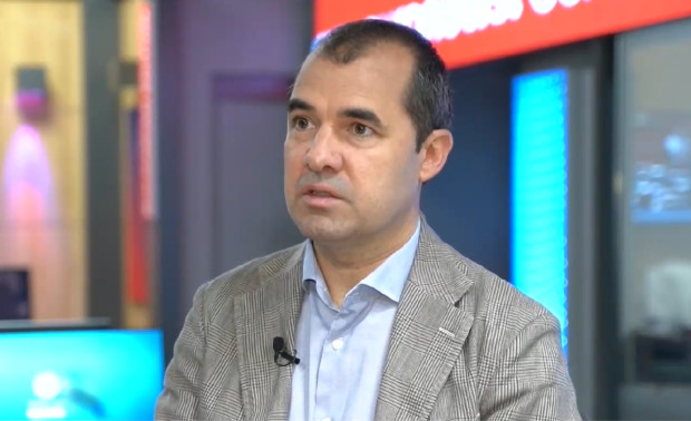 Деян Дечев, секретар на ПГ на БСП за България“, в