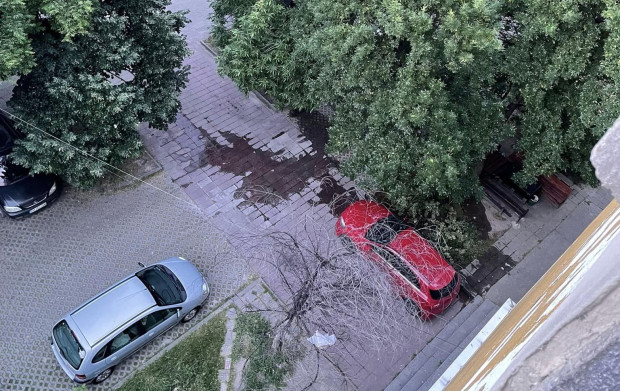 </TD
>Стотици граждани в Пловдив остават без вода и в днешния летен