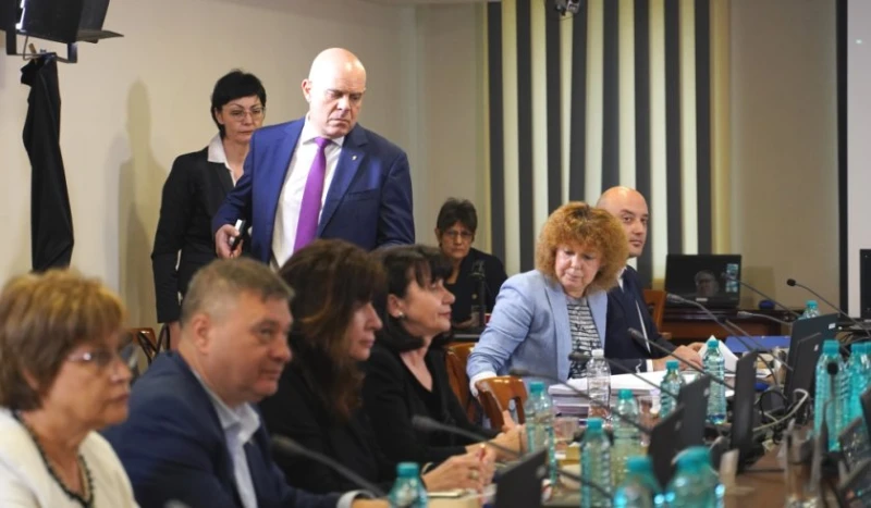 �����:��� �� ���������� �����������, � ������������� ����������� � ������ �� ���������� �� ��������� �����