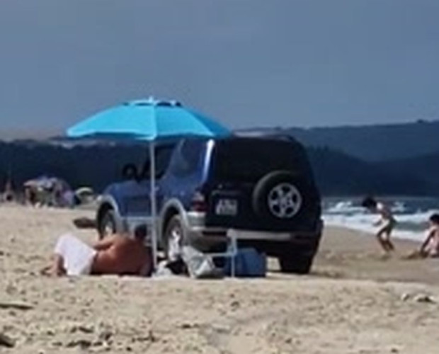 Шофьор бе заснет да кара по плажна ивица край Варна
